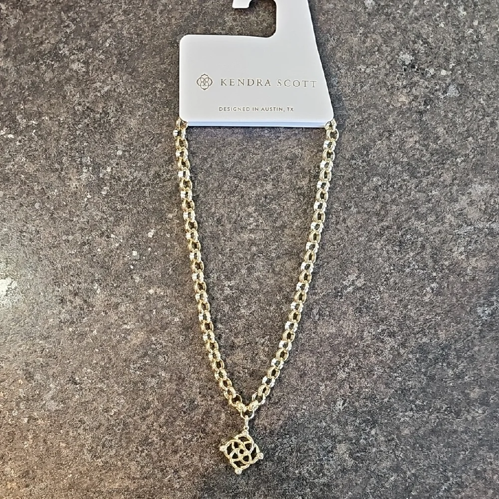 Kendra Scott Gold Chain Necklace - Picture 1 of 6